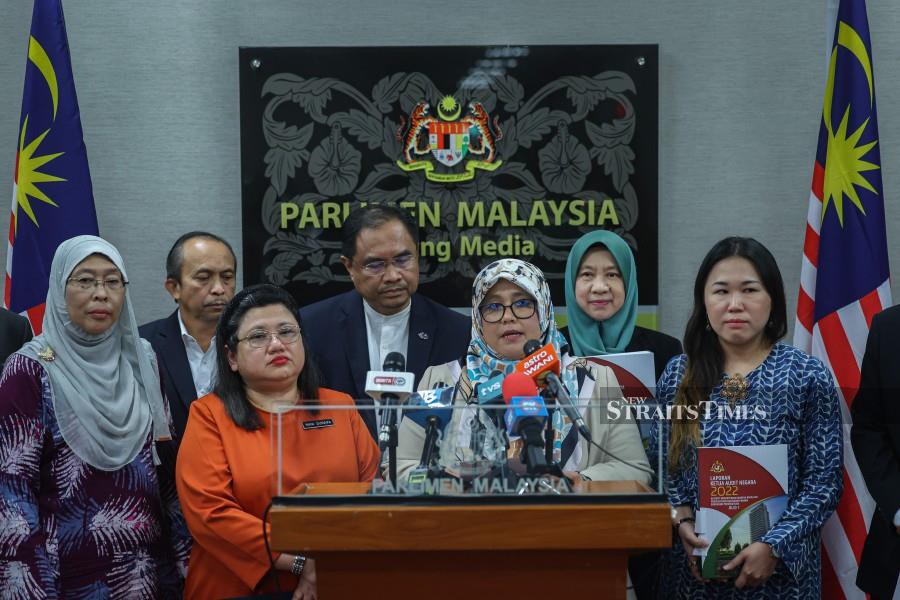 PAC chairman Datuk Mas Ermieyati Samsudin said the committee will inform from time to time for other proceedings, in relation to the 2022 Auditor General's Report.She said the PAC proceedings for issues in the report will be focusing on topics that are identified as having 3P elements; misconduct (in BM: penyelewengan), abuse of power (penyalahgunaan kuasa) and waste (pembaziran) and 1K element; negligence (kecuaian). BERNAMA FILE PIC