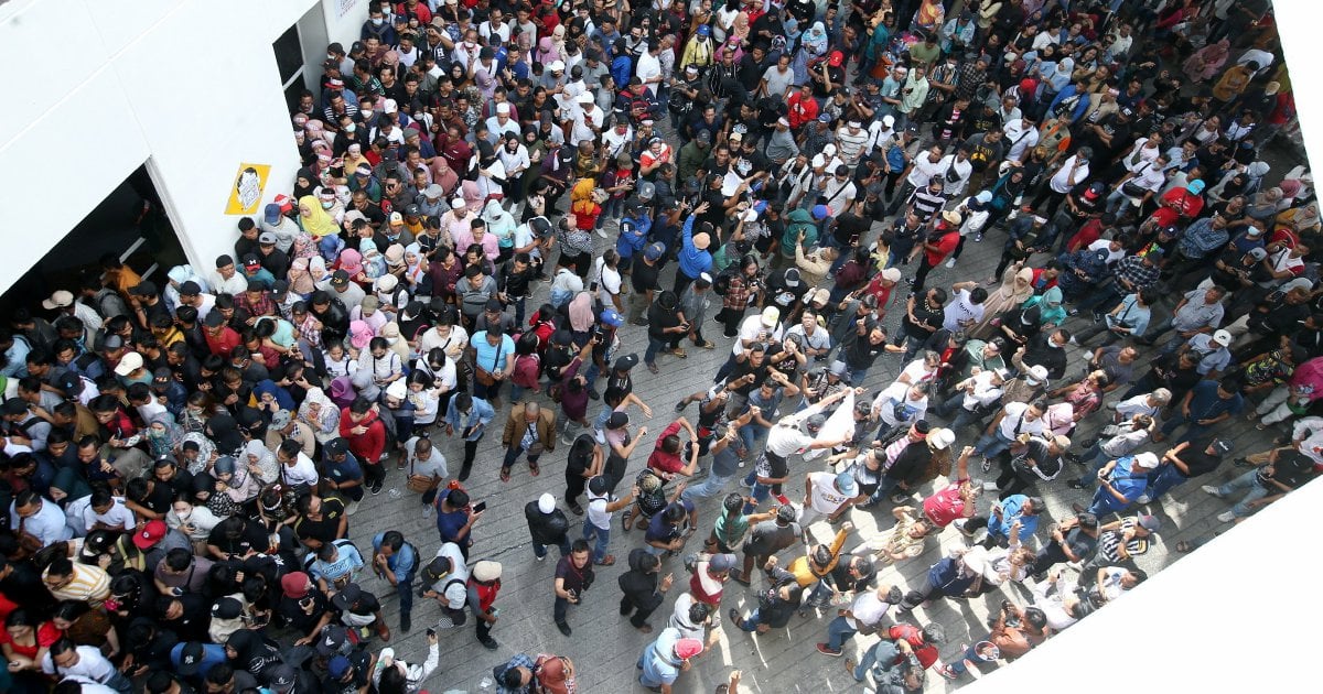 Chaos At The 2024 Indonesian Presidential Election Process In WTCKL   Meg25 MS1102 NSTfield Image Socialmedia.var 1707637552 