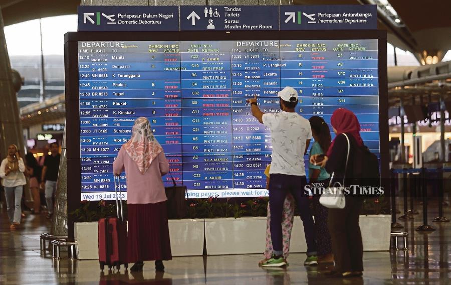 Malaysia's air passenger traffic seems set for a full-swing recovery as the number of passengers flying in and out of the country is expected to reach the high of 2019 levels in 2024.