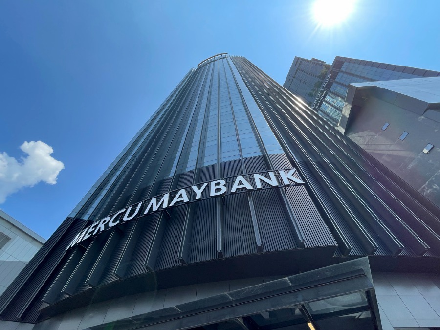 Mercu Maybank, a Grade A GBI corporate tower in i-City , Shah Alam has secured the Fiabci Malaysia Property Award 2023 in the office category for its innovative initiatives, a feat attained within just two years of its operation.