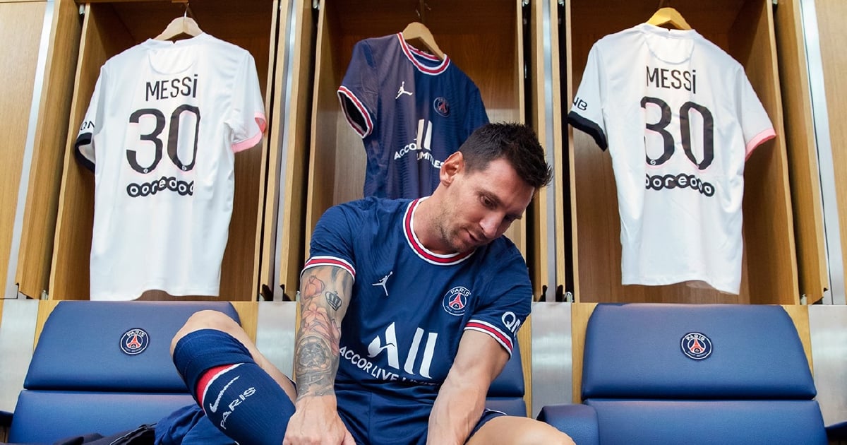 Messi starts training with Paris Saint-Germain