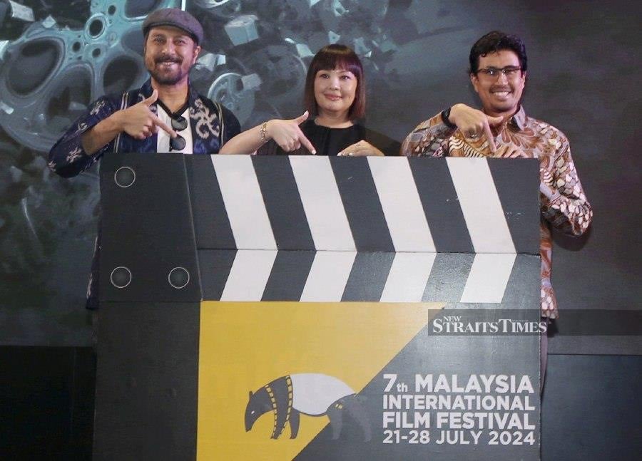 (From left) Actor Bront Palarae, Miffest president Joanne Goh and Finas CEO Datuk Azmir Saifuddin Mutalib during the recent launch of the 7th Malaysia International Film Festival in Kuala Lumpur. – NSTP pic 