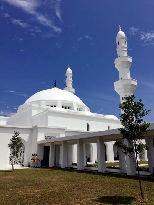 Mosque minarets in N. Sembilan to become telco transmission towers