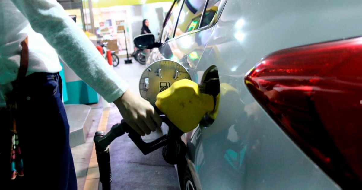 Malaysians Paying More For Ron95 Fuel For The Past 6 Weeks