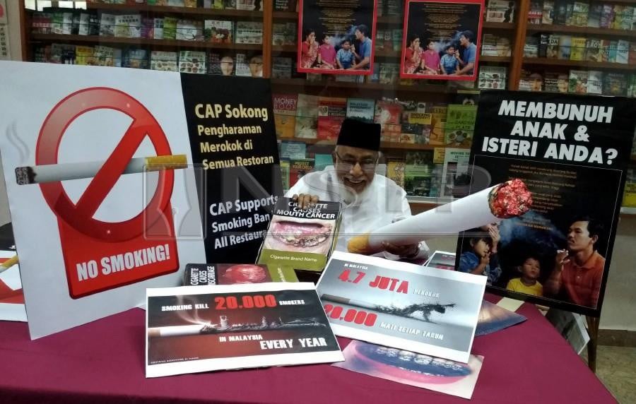 “CAP would like to stress that all form of smoking and vaping should be prohibited at eatery outlets including its sale because it contains nicotine which is a Class C poison,” Mohamed Idris said. NSTP/ Zuhainy Zulkiffli