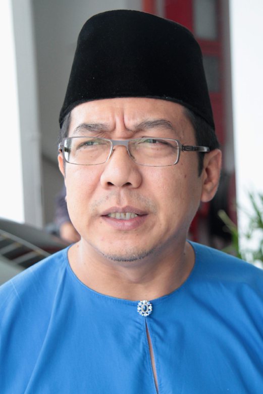 Muar Umno division welcomes Muhyiddin's decision to remain a party ...