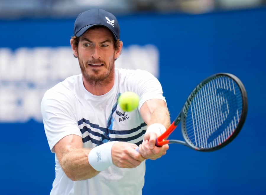 Andy Murray made a disappointing start to his Wimbledon warm-up campaign on Tuesday, losing 6-3, 6-4 to Marcos Giron in the Stuttgart Open first round. - PIC FROM USA TODAY SPORTS
