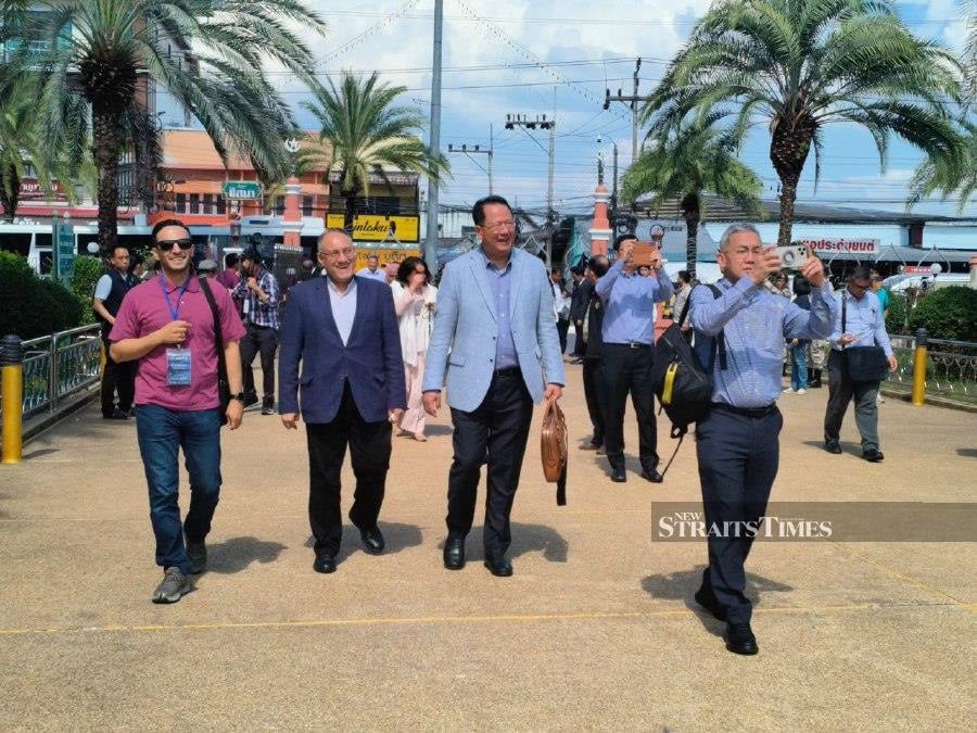 Part of the OIC delegates who visited the southern Thai provinces. Pic by Sharifah Mahsinah Abdullah
