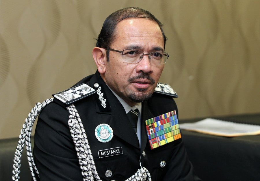 datuk seri mustafar ali