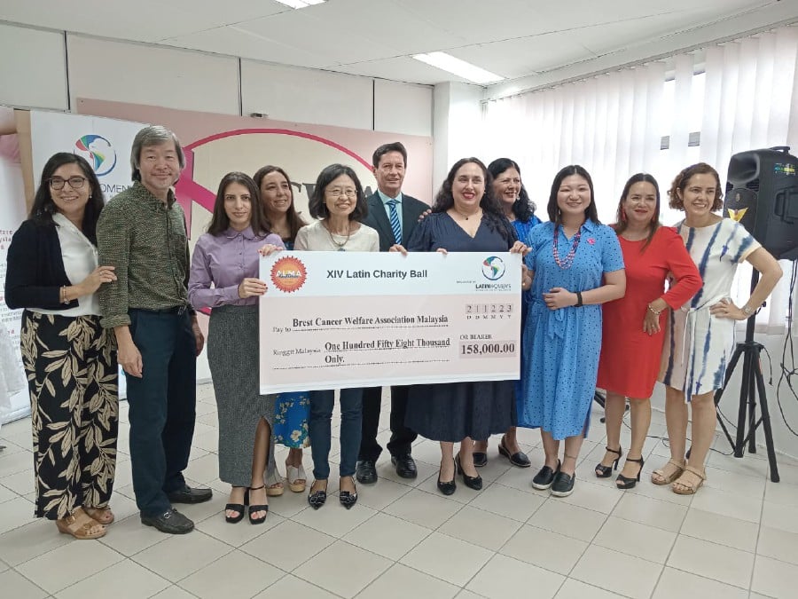 The Latin Woman Association of Malaysia managed to raise M158,000 for the Breast Cancer Welfare Association Malaysia (BCWA) through its XIV Latin Charity Ball.