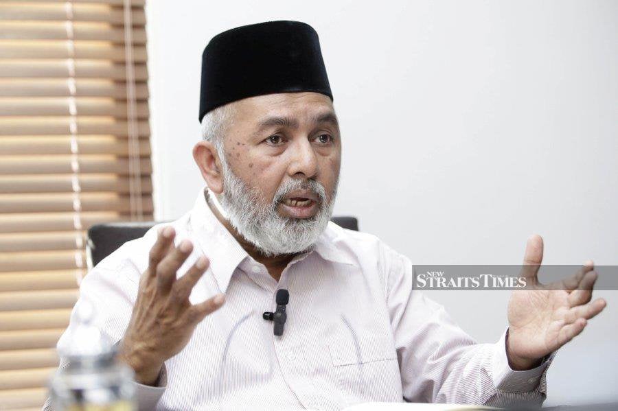 Bukit Gantang MP Datuk Syed Abu Hussin Hafiz Syed Abdul Fasal said he and the other MPs have not received any letter from Bersatu. 