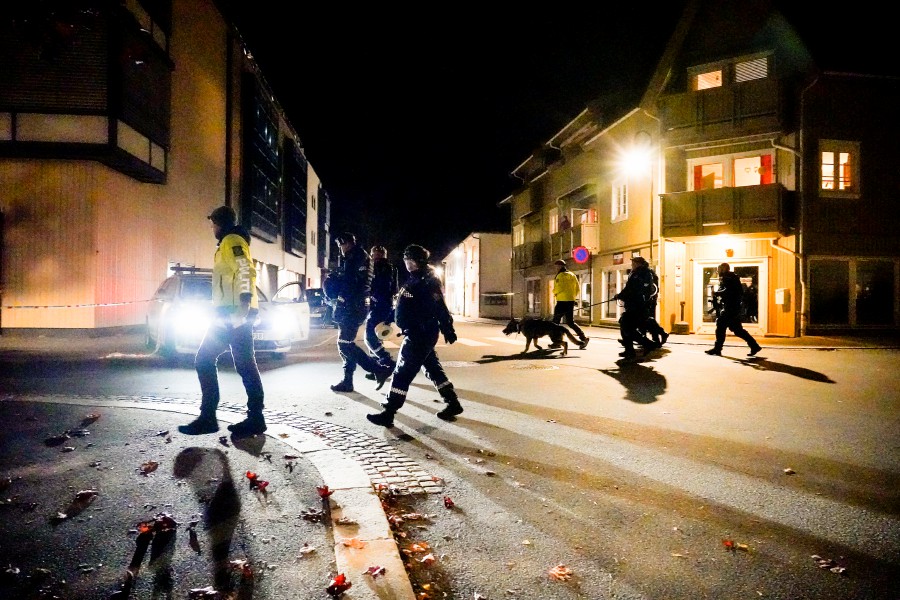 Police is investigating a site of an attack in Kongsberg, Norway. - EPA PIC 