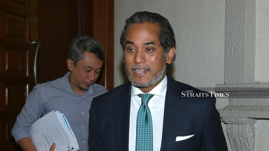 Khairy Jamaluddin said it is a ‘missed opportunity’ when Anwar stopped short of sharing the timeline of the subsidy rationalisation process. - NSTP file pic