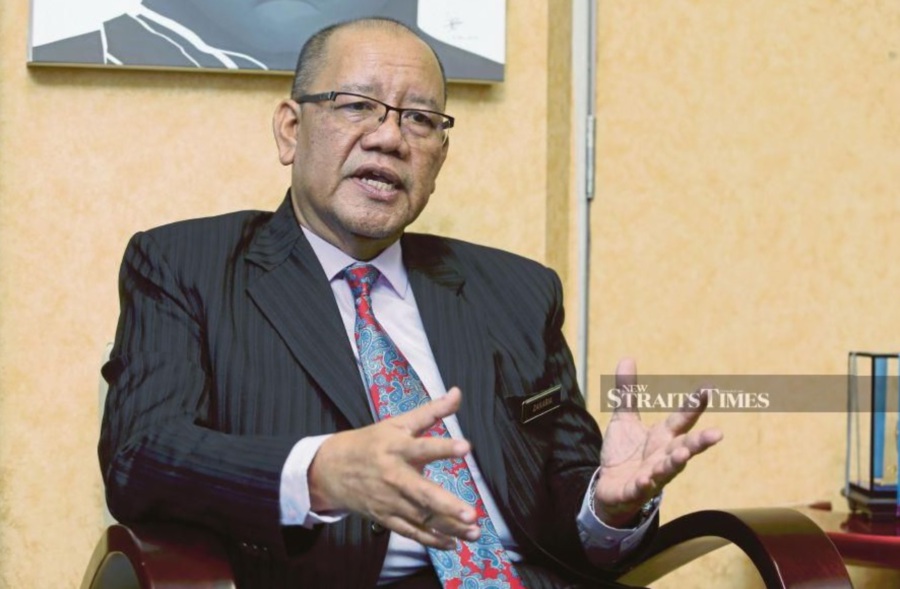 Finas chairman Zakaria Abdul Hamid says that 13 international film projects had applied to conduct filming in Malaysia since the pandemic two years ago. – NSTP/File pic