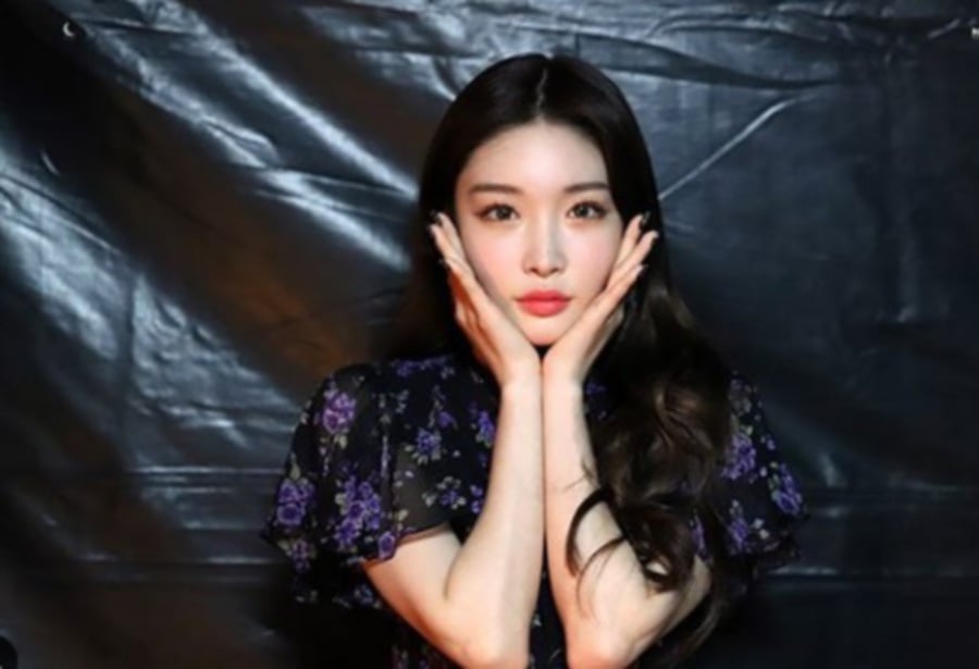 Showbiz Blackpink S Lisa Iu Next After K Pop Idol Chungha Is Quarantined