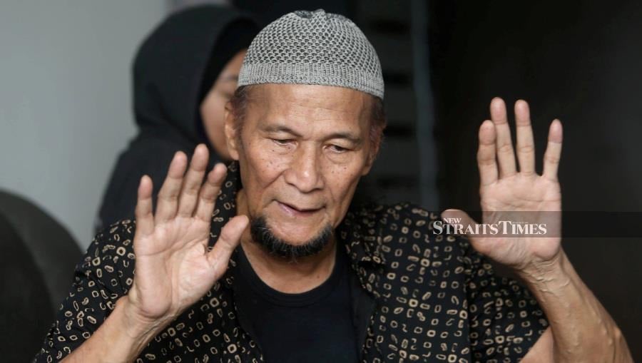 Since suffering a stroke in 2019, veteran artiste Dharma Harun Al-Rashid, 68, is no longer able to work and support his two children. (NSTP/MOHAMAD SHAHRIL BADRI SAALI)