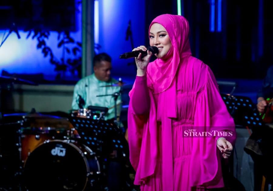 Shila said that a link is created between the two cultures when Malaysian and Chinese artistes work together or when entertainment products move between the two countries. (NSTP file pic)