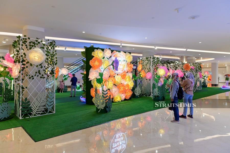 Suria KLCC unveils Secret Garden for fashion and beauty campaign | New ...