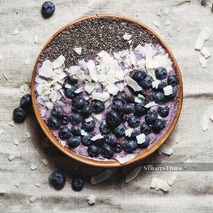 Blueberry is a great topping for your breakfast bowl.