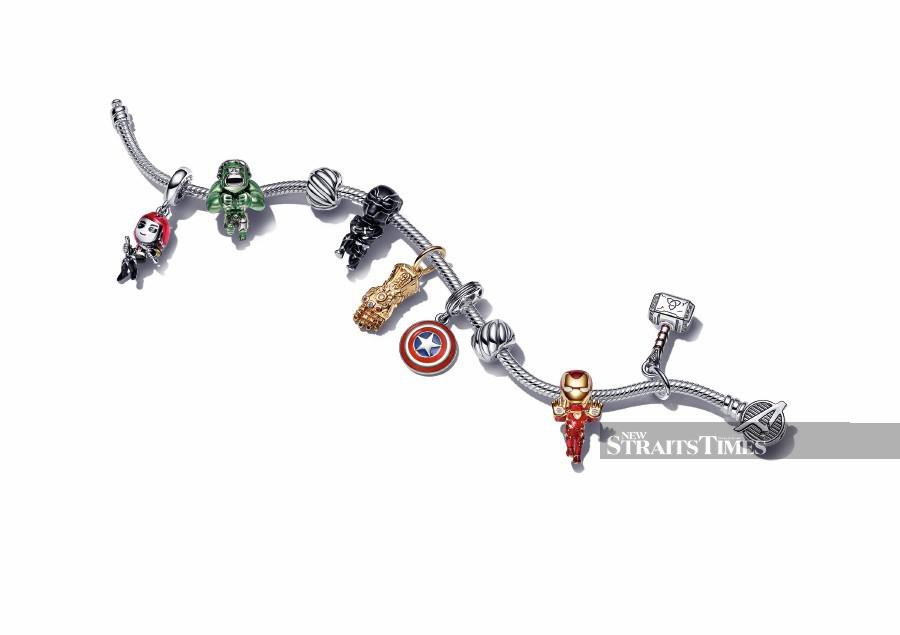 Captain Marvel Bracelet Set of Three : Amazon.sg: Toys
