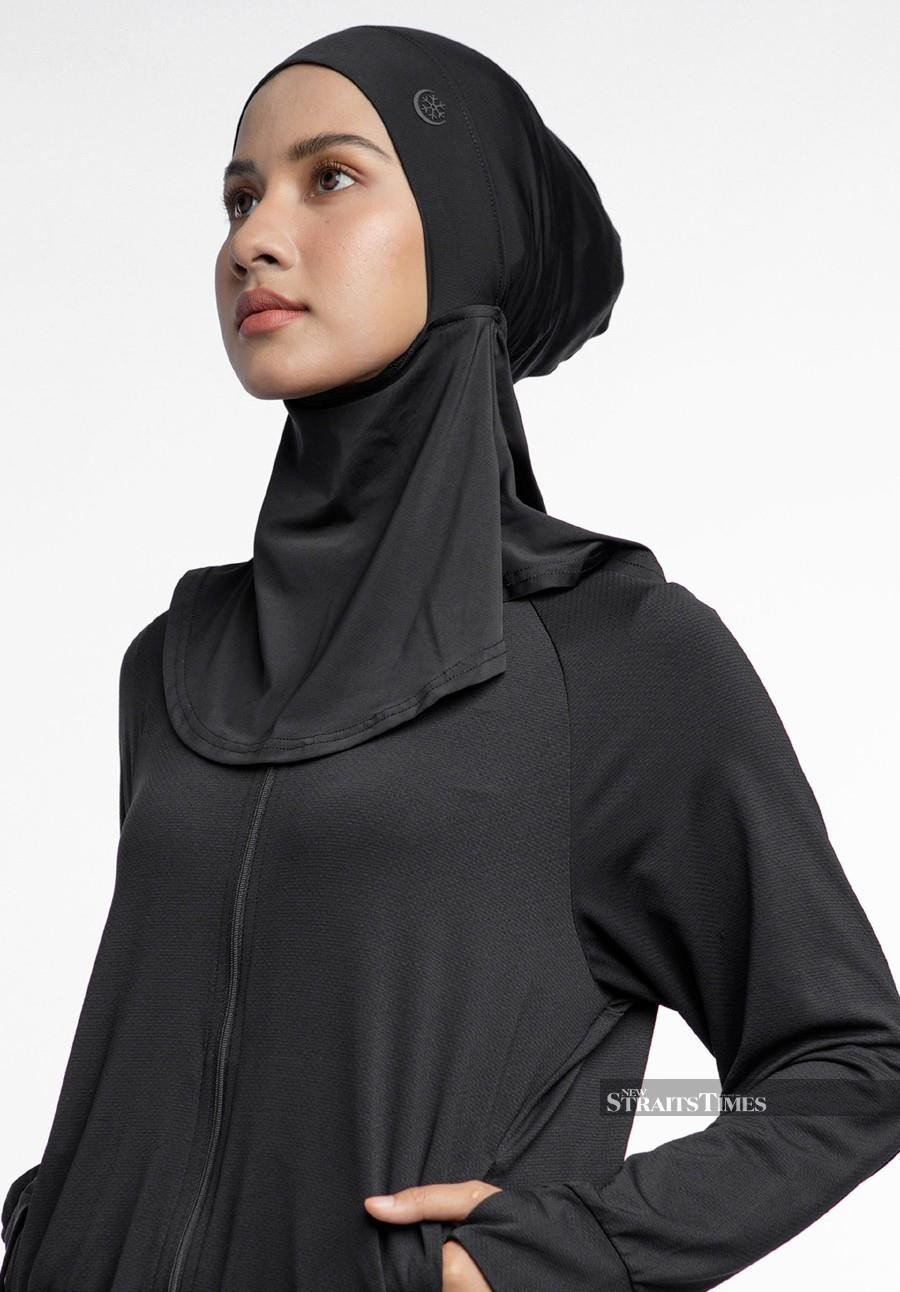 The right inner can also double as a sports hijab.