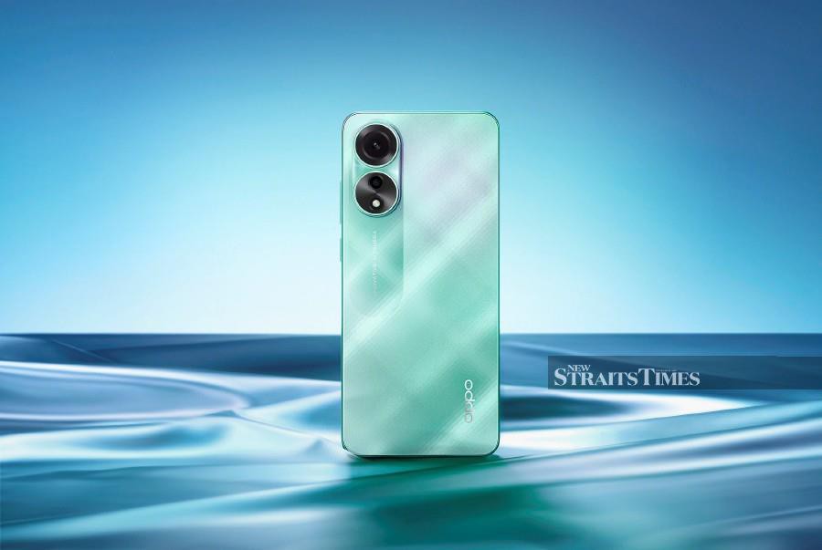 Sporting an ultra slim retro design and a Diamond Matrix style on the back cover, the phone can be charged to 100 per cent in about 44 minutes. 