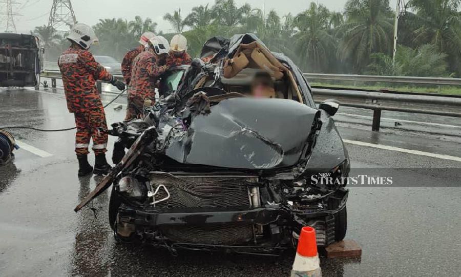 2 Thais, Malaysian injured in 3-vehicle crash near Alor Pongsu | New ...