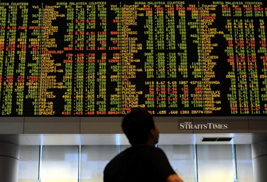 Bursa Malaysia ended the morning session on a positive note as the main index stayed above the 1,500 level, driven by significant buying activity in heavyweight stocks particularly YTL Corporation Bhd and YTL Power International Bhd.