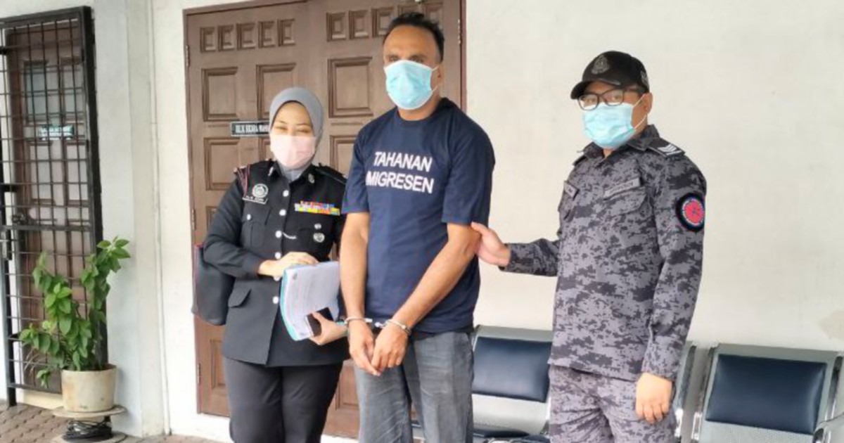 Pakistani jailed 8 months, fined RM50,000 for overstaying for more than ...