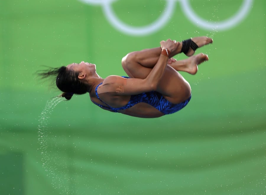 Lomas: Female divers shoulder hopes for glory | New ...