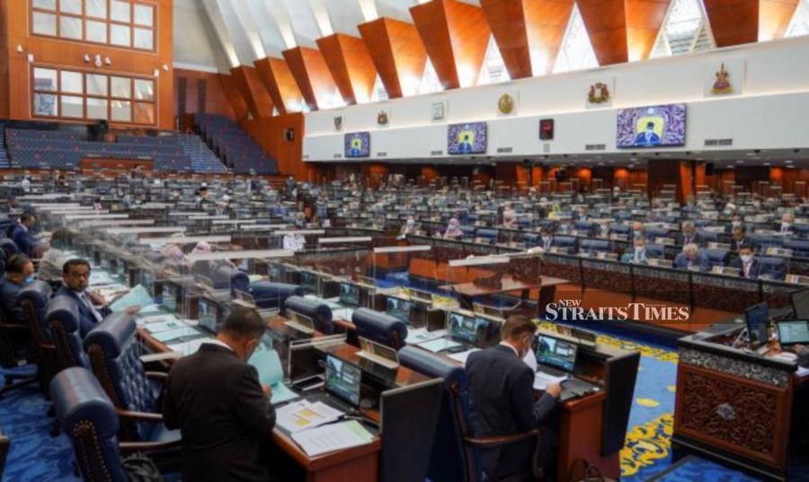 Talks about an impending dissolution of Parliament are mere speculation, deputy Dewan Rakyat speaker Datuk Ramli Mohd Nor told the Lower House today. - NSTP/MOHD YUSNI ARIFFIN