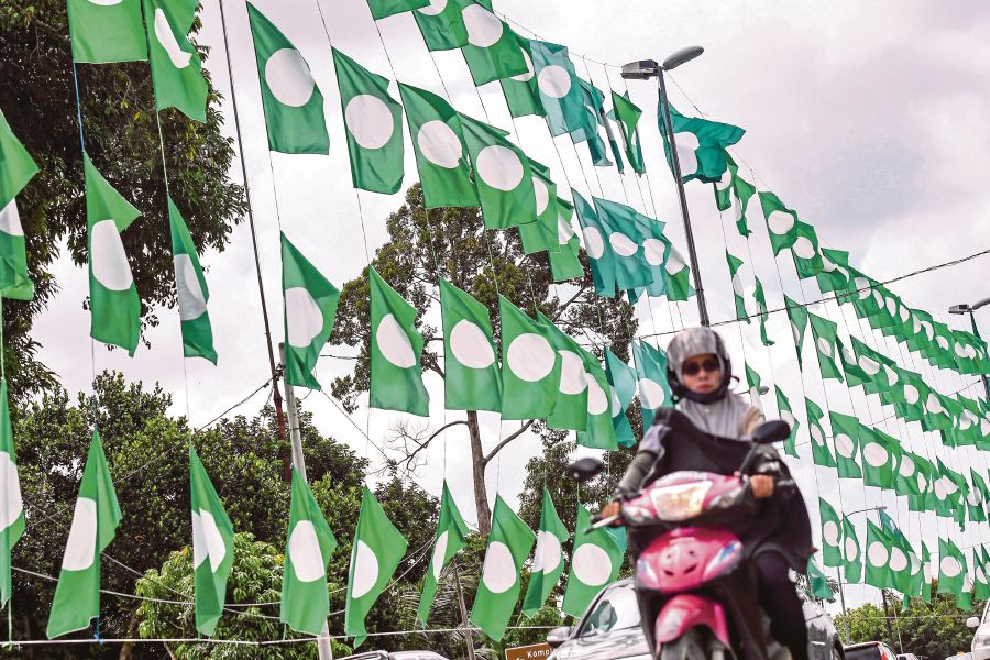 Political analysts say Pas’ decision not to appeal the election court’s annulment of the 15th General Election (GE15) result for the Kemaman parliamentary constituency is a strategy to downplay corruption allegations. - Bernama file pic