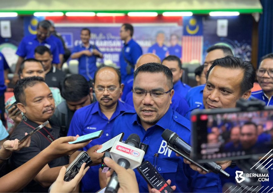 Barisan Nasional (BN) has named Bentong Umno division committee member Datuk Amizar Abu Adam as its candidate for the Pelangai state by-election on Oct 7. - Beramm pic