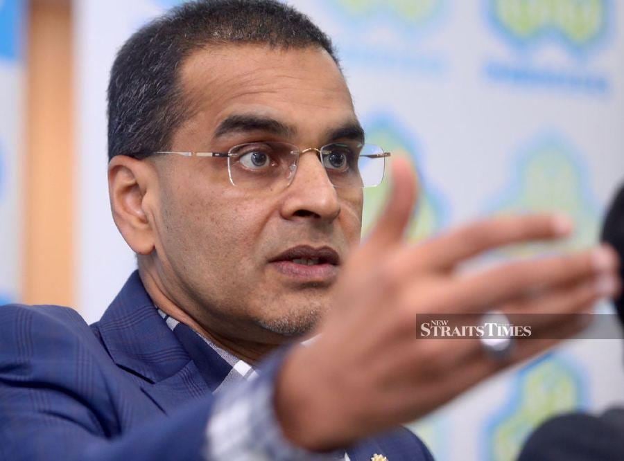 Socso chief executive officer Datuk Seri Dr Mohammed Azman Aziz Mohammed said Perkeso frowned upon the malpractice issue because the said financial assistance was to help those who qualified needed, according to the set requirements and procedures. - NSTP/FATHIL ASRI.