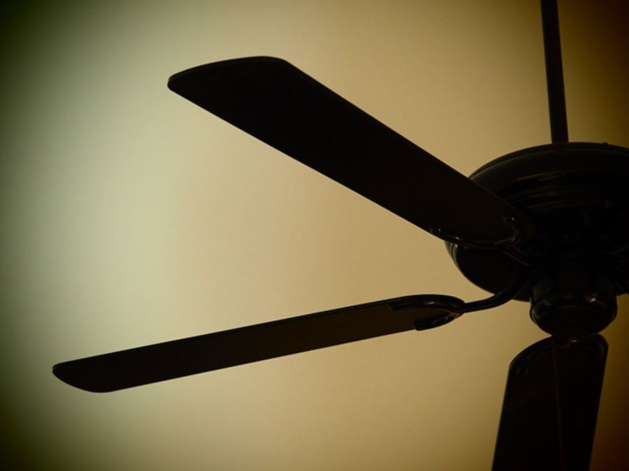 A fan’s circular motion and blades do not ‘kill’ positive energy.