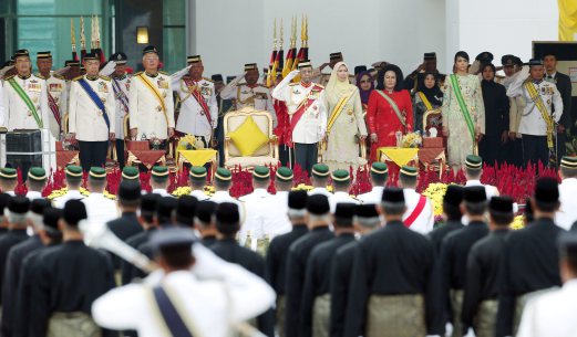 King, Queen attend Warriors Day celebration at Dataran Pahlawan  photo