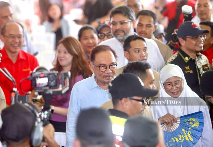 Prime Minister Datuk Seri Anwar Ibrahim at the Zoo Negara’s Diamond Jubilee in conjunction with its 60th Anniversary celebration here today. -- NSTP/FATHIL ASRI