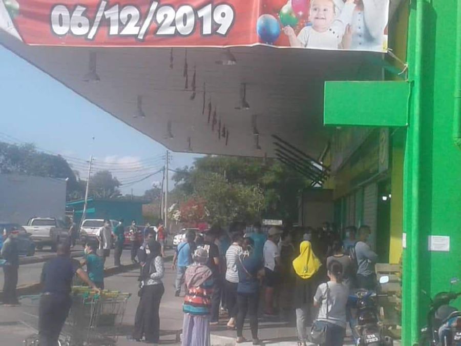 Shoppers at a supermarket in Papar today. Pix courtesy of NST reader