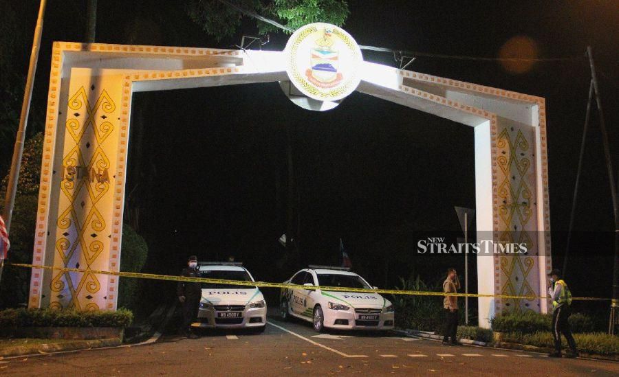 Security Tightened Outside Sabah State Palace