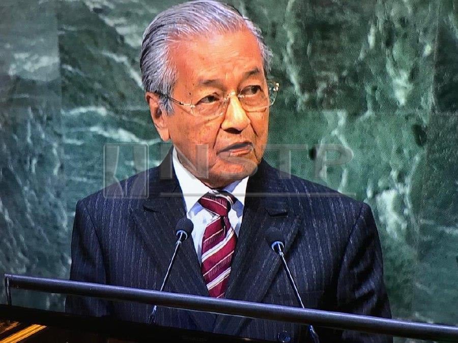 The prime minister, delivering Malaysia’s national statement at the 73rd United Nations General Assembly’s general debate, said these include the principles of truth, human rights, the rule of law, justice, fairness, responsibility and accountability, as well as sustainability. NSTP/ Yushaimi Yahaya