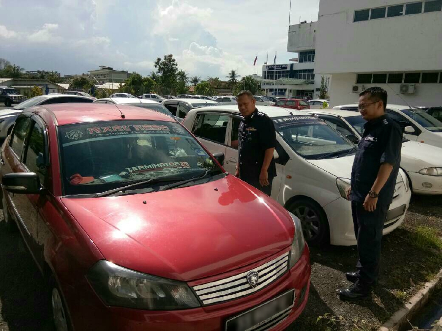 Police arrested seven drivers and seized their cars, believed used as illegal taxis, in an operation dubbed 'Op Kereta Sapu' at Sandakan yesterday.
