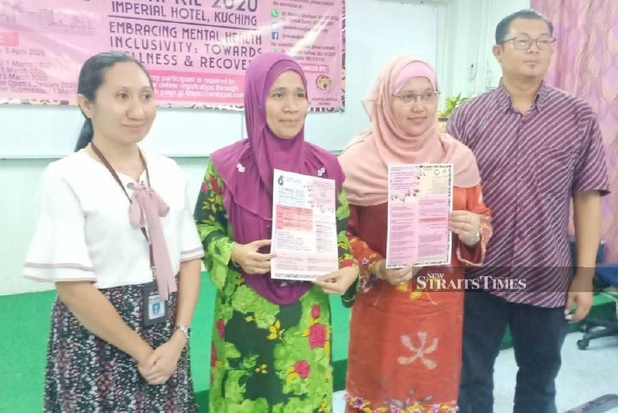 Sentosa Hospital director Dr Rosliwati Mohd Yusop (two from left) said the hospital registered a total of 954 mental patients with 338 currently being treated. -NSTP/NORSYAZWANI NASRI