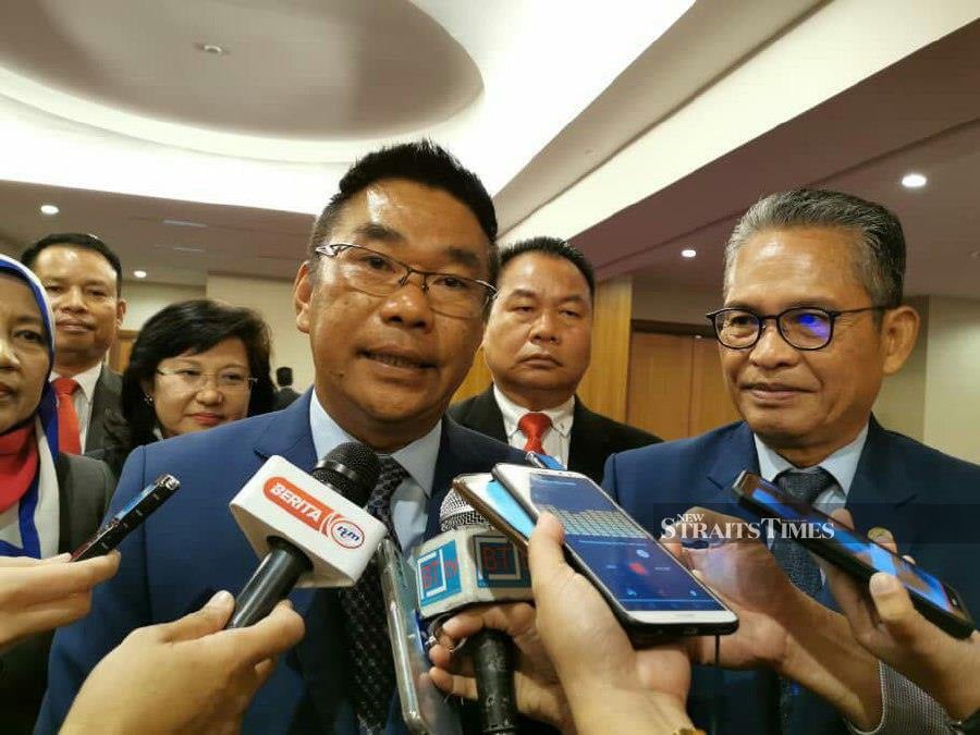 File Photo: State secretary Datuk Safar Untong said the requirement is meant to prevent the spread of Covid-19 during Hari Raya Aidilfitri this Sunday, and Kaamatan on May 31. - NSTP/ Avila Geraldine