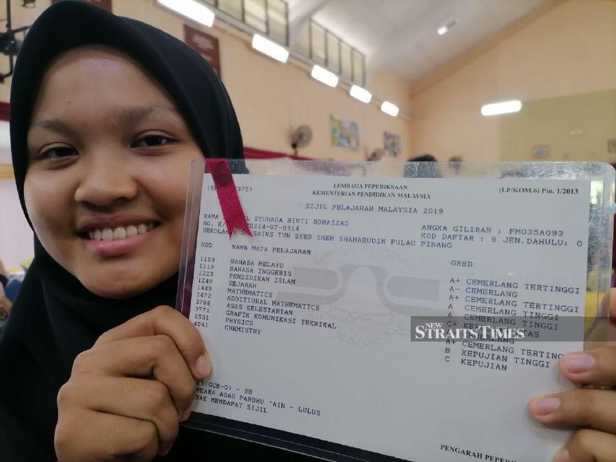 Fishmonger S Daughter Makes Parents Proud With 7as In Spm