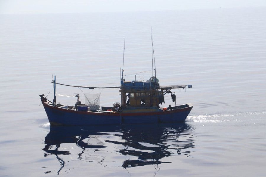 Terengganu state MMEA director, maritime captain Mohd KhairulAnuar Abd Majid, said that they detected a suspicious boat which was fishing and when approached, the fishing boat tried in vain to make a get away. - Pic courtesy of MMEA