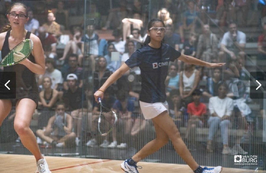Harleein Tan (right) in action against Belgium's Savannah Moxham in the girls’ Under-15 final at the Dutch Junior Open in Amsterdam on Sunday. 