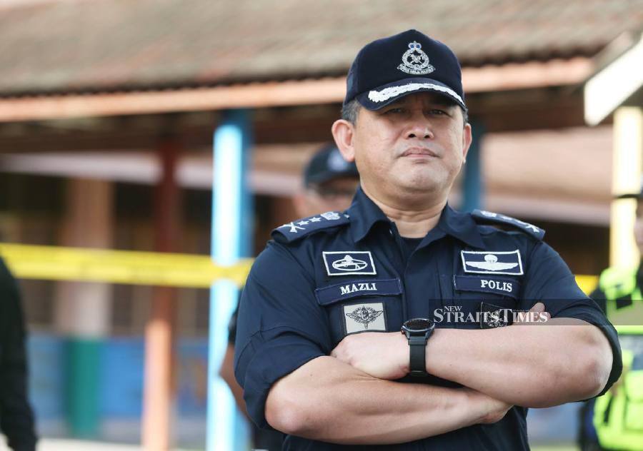 Terengganu police chief Datuk Mazli Mazlan said the teams were deployed at several hot spot areas in the parliamentary constituency. - NSTP/ROHANIS SHUKRI