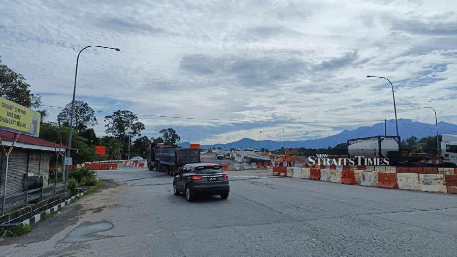 Section 11 of the West Coast Expressway (WCE) from Beruas to Taiping (South) will be opened to road users before Hari Raya Aidilfitri. - NSTP/SHAIFUL SHAHRIN AHMAD PAUZI