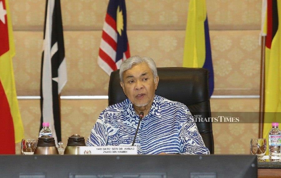 Zahid, who is also deputy prime minister, said only 33.4 per cent of the 24,471 officers of the ministry and agencies under it had registered. - NSTP/MOHD FADLI HAMZAH