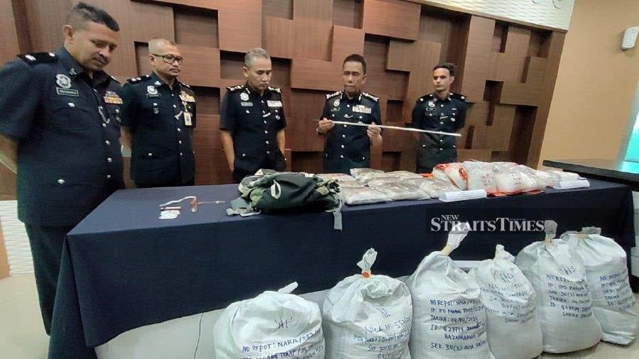 State police chief Datuk Fisol Salleh said that the raids resulted in the confiscation of over 20 kilogrammes (kg) of methamphetamine and 130kg of ketum leaves, with an estimated value exceeding RM730,000. - NSTP/Zuliaty Zulkiffli